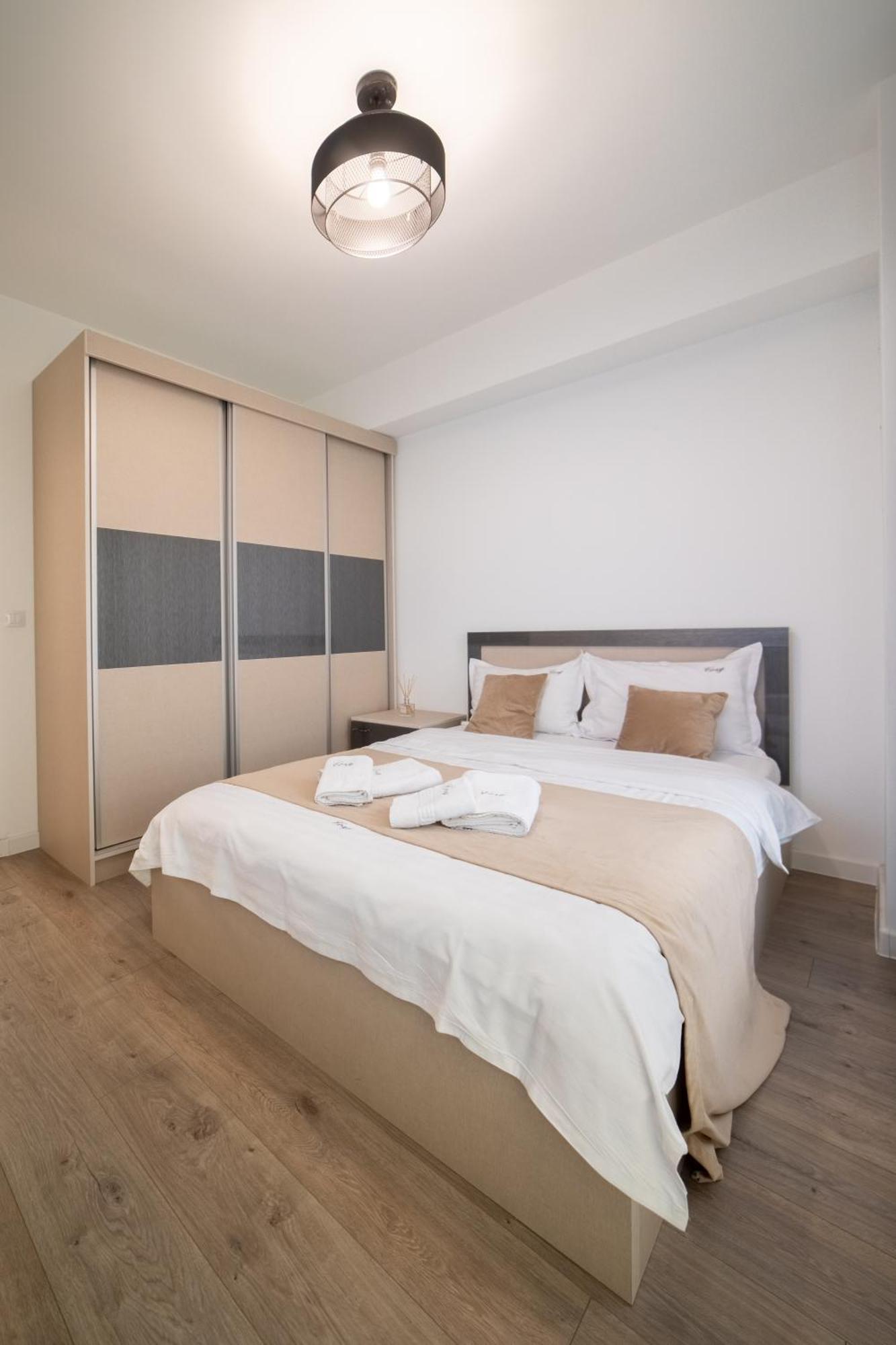 Palace Of Culture Dream Apartments And Studios Iasi Bagian luar foto