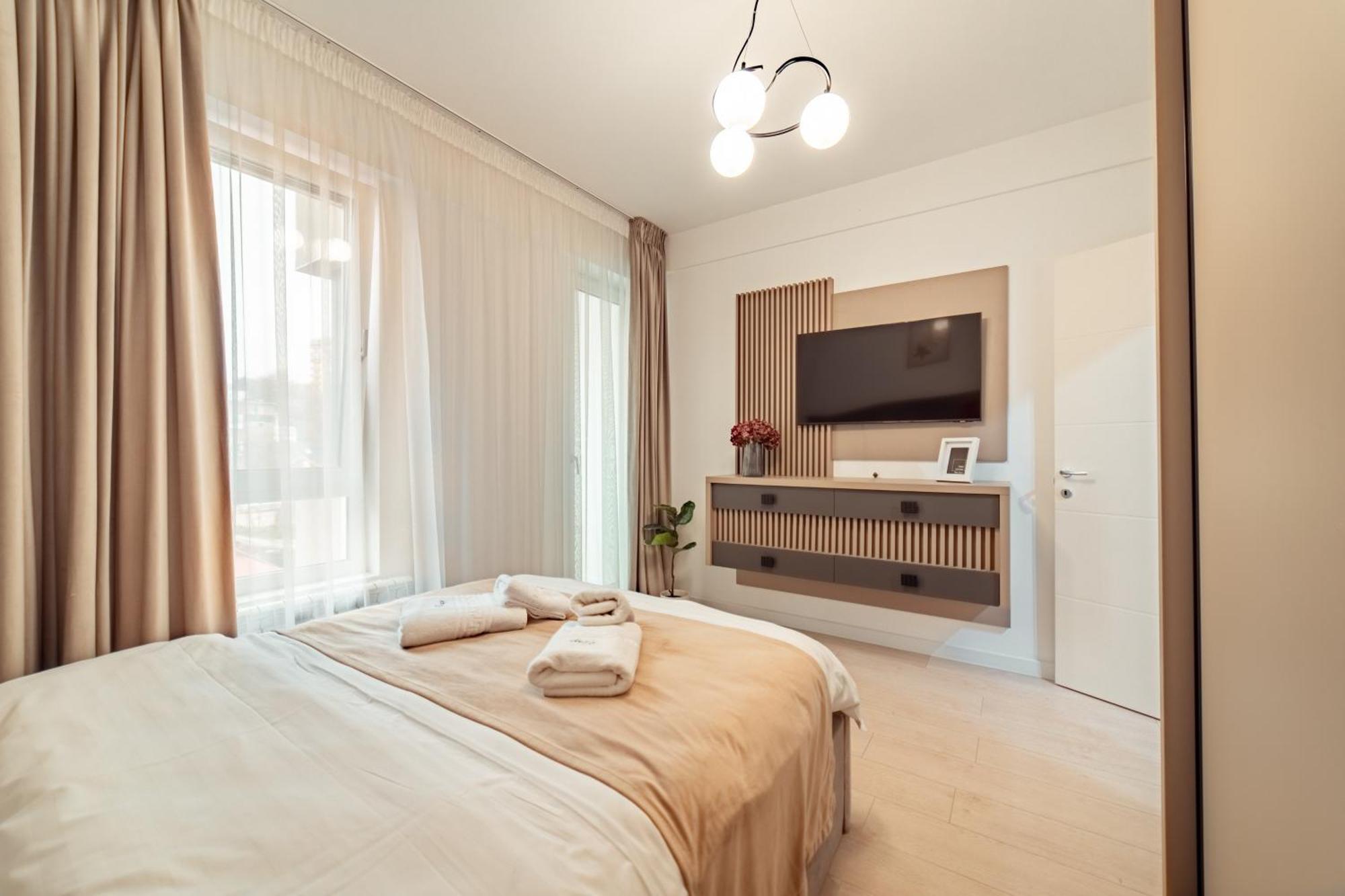 Palace Of Culture Dream Apartments And Studios Iasi Bagian luar foto