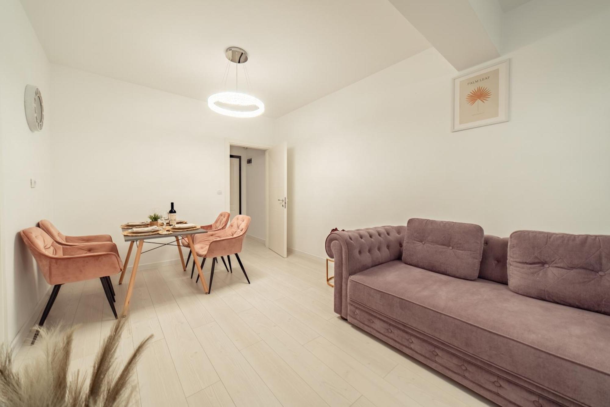 Palace Of Culture Dream Apartments And Studios Iasi Bagian luar foto
